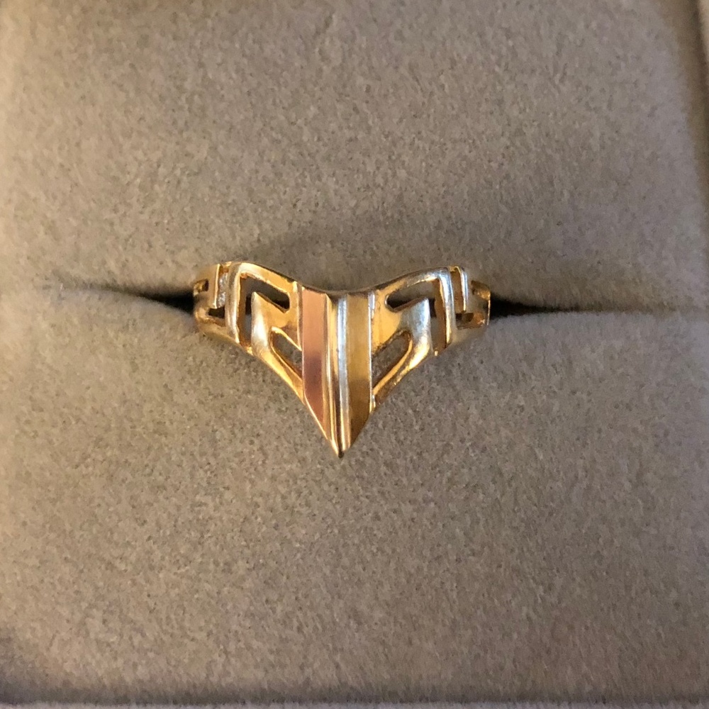 14K gold 'Greek Key' design wishbone ring